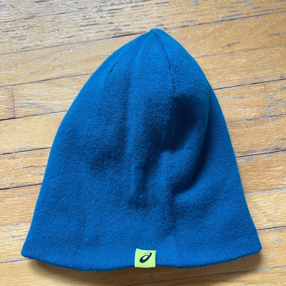 ASICS running toque - Picture 2 of 2